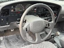 1993 Toyota 4Runner SR5 Utility 5R5 4WD, 5-Speed Manual, Origina - Photo 17