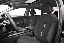 2025 Hyundai Elantra PREFFERED HEATED SEATS, HEATED STEERING WHE - Photo 17