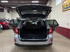 2017 Subaru Outback 3.6R TOURING w/Tech Pkg|HARMAN KARDON SOUND - Photo 11