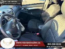 2014 Toyota Matrix 4dr Wgn Man FWD - Photo 7