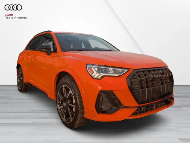 2022 Audi Q3 Technik Quattro, Jam