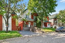 Detached Single Family House in Highly Desired Plateau For Sale