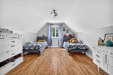 Detached Single Family House in Highly Desired Plateau For Sale - Photo 7