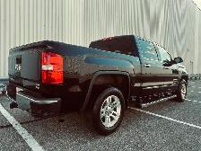 2014 GMC Sierra 1500 SLT Crew Cab  Triple Black, Leather & Sunro - Photo 11