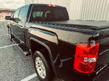 2014 GMC Sierra 1500 SLT Crew Cab  Triple Black, Leather & Sunro - Photo 17