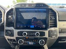 2022 Ford Super Duty F-250 SRW XL Crew Cab 7.3L V8 | Command Sta - Photo 15