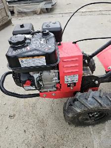 Excellent Condition Benchmark 20 Inch Rear Tine Tiller - Photo 2