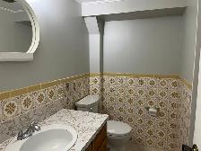 BrightLarge 2bedroom Den - lower level house@ Jane & St.Clair - Photo 6