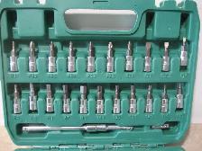 65 piece 1/4 drive metric socket set - Photo 3