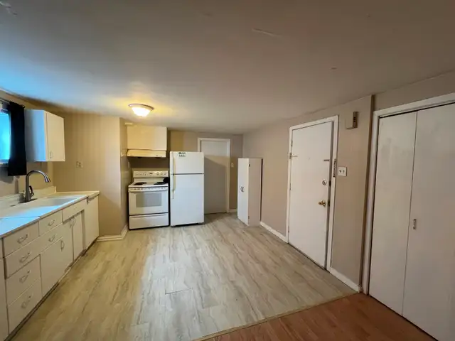 Spacious one Bedroom Apartment for Rent – September 1st