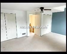 Rooms.in townhome available very close to University of Guelph