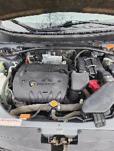 2009 Mitsubishi Outlander ES new safety - Photo 6