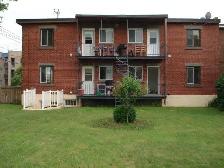 Newly renovated 2 bedrooms apt for rent in LaSalle available now - Photo 9