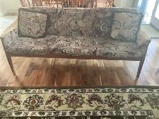 Antique wood frame sofa - Photo 2
