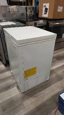 Chest Freezer - Insignia  5.0 Cu ft NS-CZ50WH0-C  - Whit - Photo 4