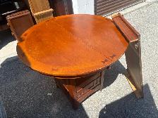 Free delivery used Round Drop Leaf Oak Dining Table