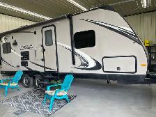 2014 Kodiak Travel Trailer 242RESL