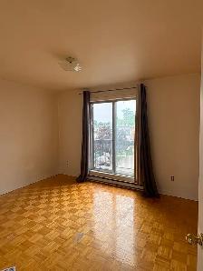 LIBRE TRES TRES GRAND 4 1/2 à louer à Vimont - Photo 4