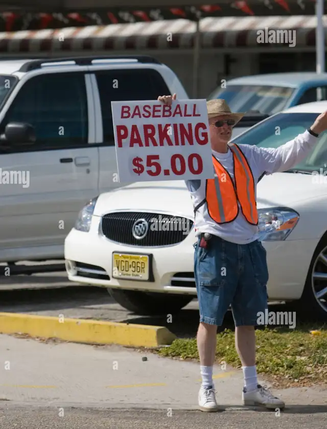 Looking reliable helper parking lot pay daily