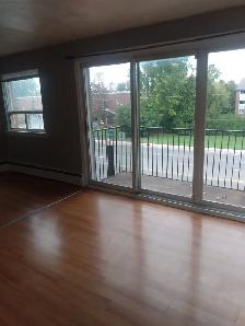 ONE BEDROOM IN WHITBY WITH BALCONY $1600 - Photo 7