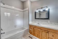 4 bedroom 3 bath Montgomery NW Upper unit of huge house - Photo 11