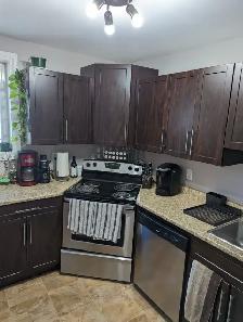 3 bedroom St. Boniface suite available immediately - Photo 6