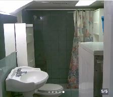 Private basement room for rent, steps to Subway - Photo 3