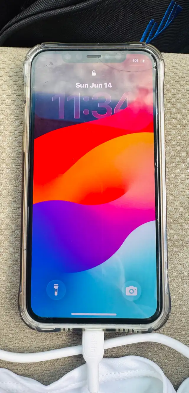 iPhone 11 Pro 64 Go Déverrouillé – 160 $