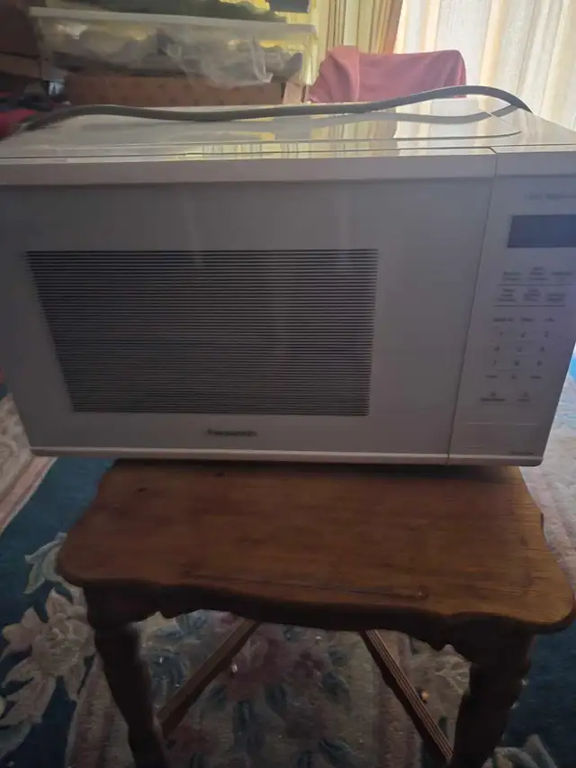 microwave new 1100 w