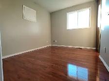 Detached Home for Rent. Kennedy & Bovaird! - Photo 8