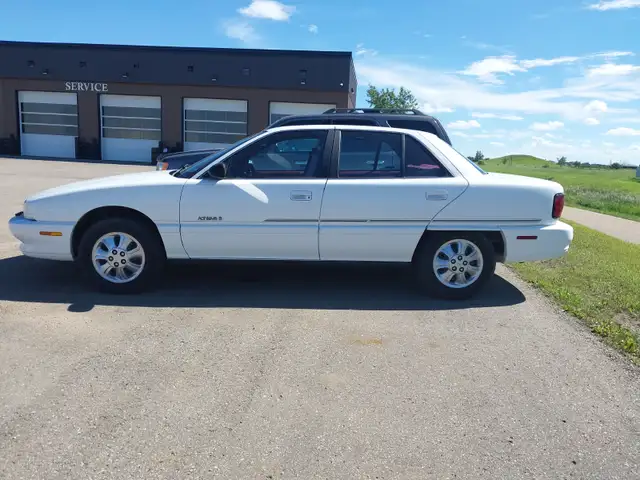 1994 Olds Achieva S. Mint.