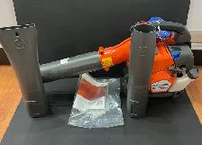 HUSQVARNA LEAF BLOWER 525BX LIKE NEW