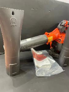 HUSQVARNA LEAF BLOWER 525BX LIKE NEW - Photo 3
