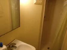 Clean, furnished rooms in student house,Rankin Ave., 5min to UoW - Photo 7