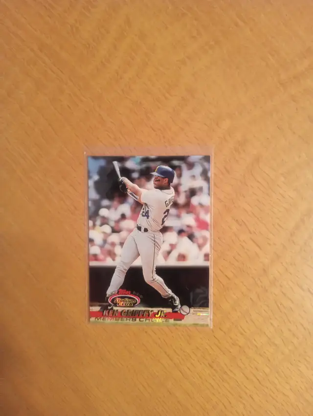 Carte Baseball Ken GriffeyJr. Topps Stadium Club 591 (030726-426
