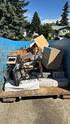 JUNK REMOVAL & BIN RENTALS – SAME-DAY SERVICE