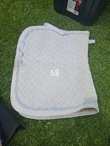 Tons of Saddle pads - Photo 5