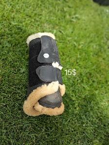 Tack items - Photo 3