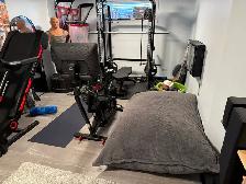 Large Pillow Bed