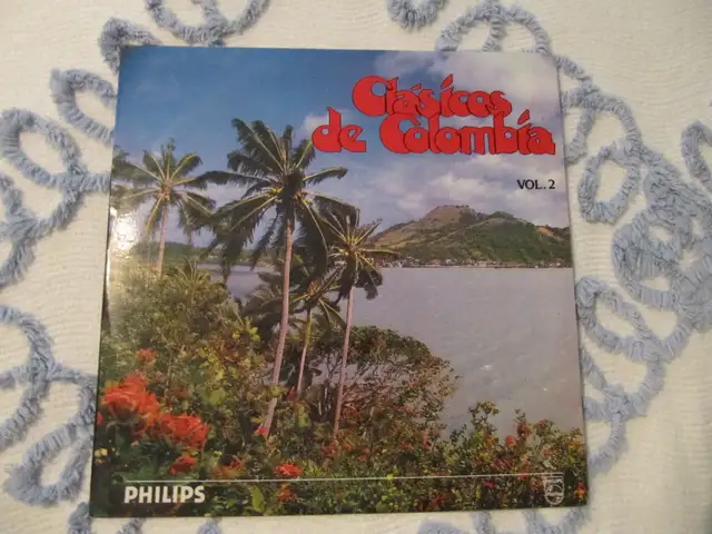Philips Clasicos De Colombia Vol 2 Vinyl LP Circa 1989