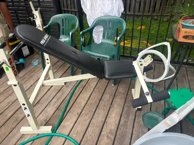 Bench press workout bench