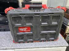Milwaukee 48-22-8424 22" Packout