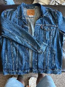 Levi Strauss & Co. Men’s Jean Jacket (XL) - Photo 2
