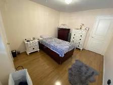 Brampton furnished Private Room,Near to Bus stop - Photo 2