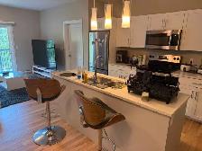 One Room in a 2Bedroom Apartment - Photo 2