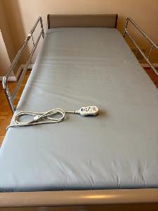 Electric Hospital Bed - Invacare - Photo 3