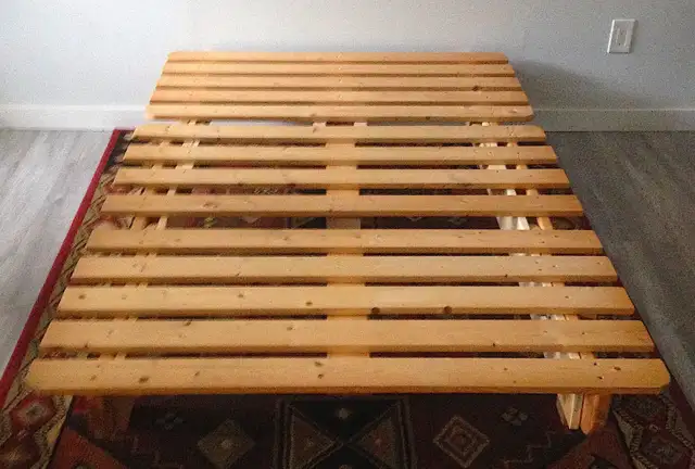 Wood Bed Fame