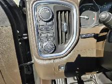 2022 GMC Sierra 3500HD 4WD Crew Cab 159' Denali - Photo 19