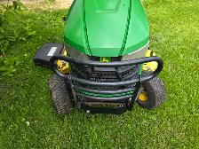 John Deere Lawn Tractor - Photo 3