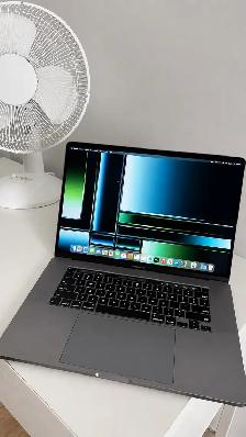 Macbook Pro 15 Inch 2019 i7 16G Ram 500G - Photo 2